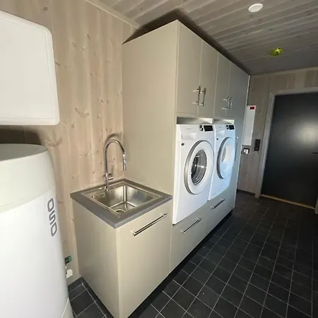 Moderne Og Romslig Familiehytte I Dom wakacyjny