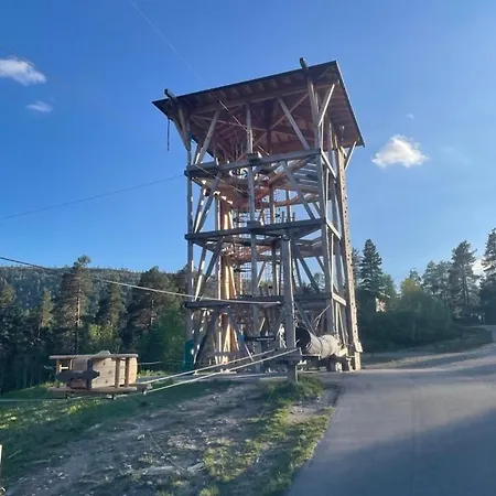 Dom wakacyjny Moderne Og Romslig Familiehytte I Stryn