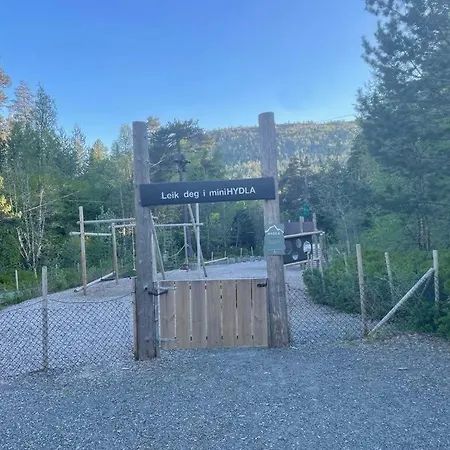 Сasa de vacaciones Moderne Og Romslig Familiehytte I Stryn